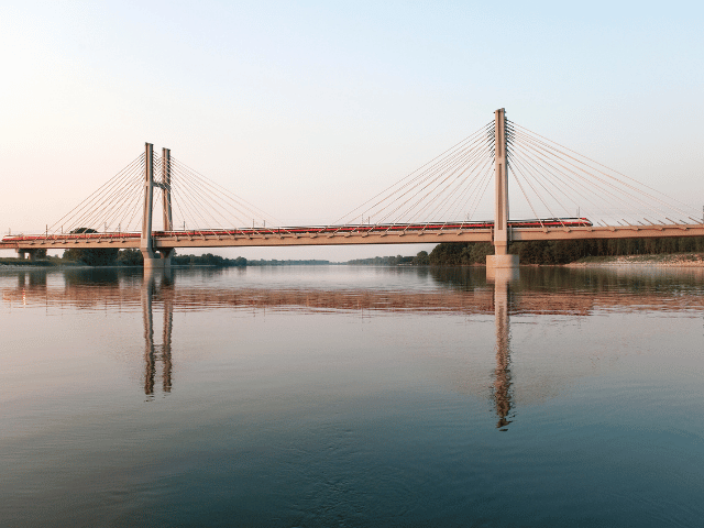 Where to buy train tickets in Italy online (complete guide 2026)