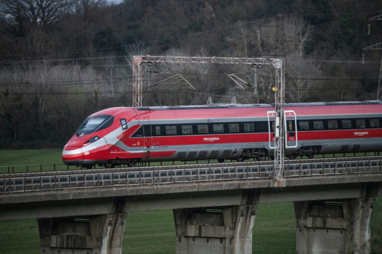 APG aposta na ferrovia com plataforma ‘Railclick’