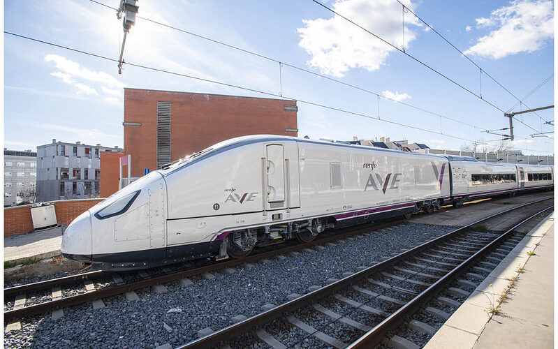 Exploring Spain by train: Discover Renfe’s most popular routes and destinations