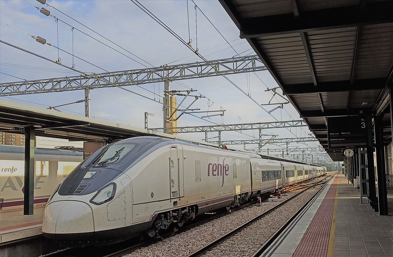 Renfe AVE classes explained: Which ticket should you choose?